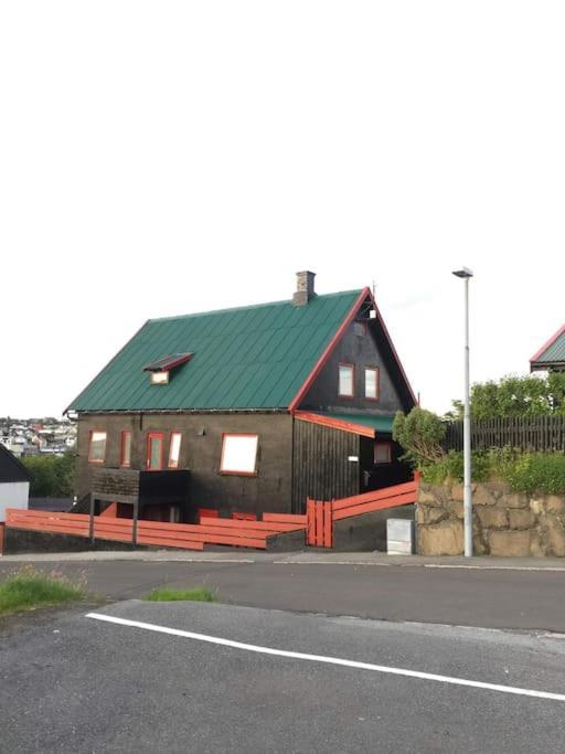 Apartment In The Center Of Torshavn, Free Parking. Экстерьер фото