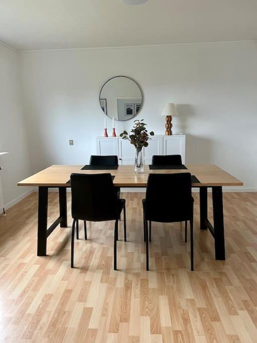 Apartment In The Center Of Torshavn, Free Parking. Экстерьер фото